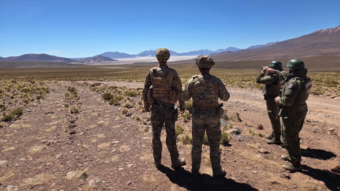 Carabineros detuvo a 20 personas y recuperó 23 autos en operativo binacional Chile-Bolivia