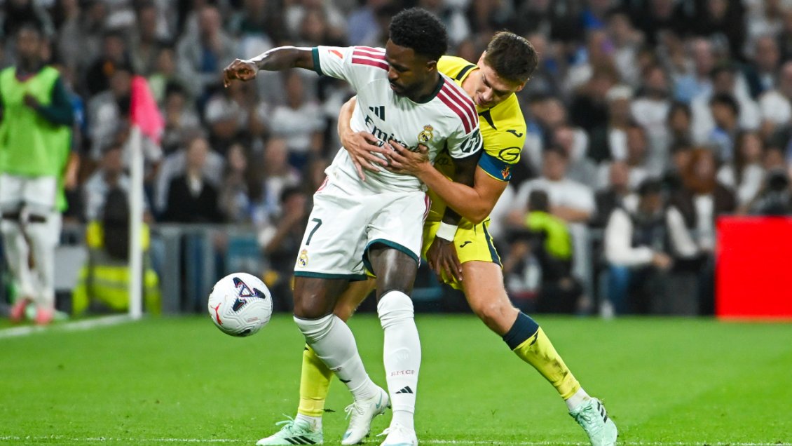 Increíble: A Vinicius le anularon un gol ante Villarreal por tirarle el pelo a un rival y fue expulsado