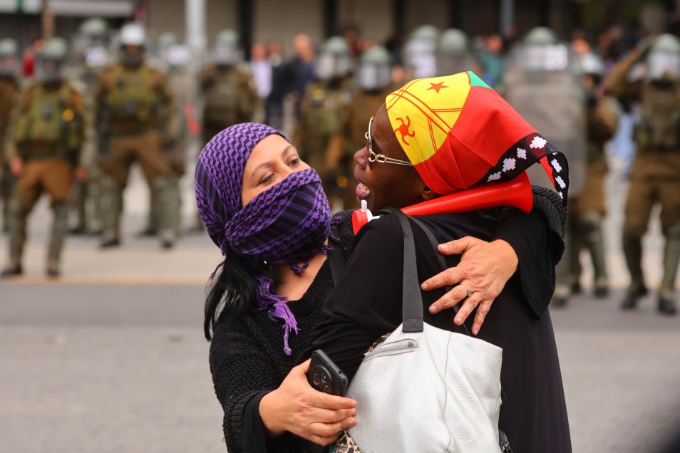 Con 17 detenidos acabó marcha de pueblos originarios en el Día del Encuentro de Dos Mundos
