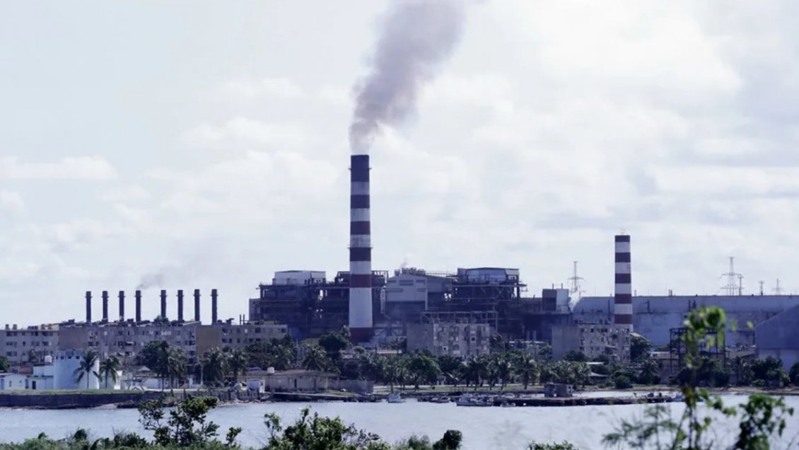 Cuba reporta incendio en una termoeléctrica y marca un nuevo récord de apagones