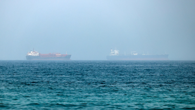 Irán reportó incendio de segundo superpetrolero en menos de 24 horas en Ormuz
