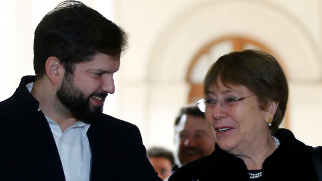 "Esto no es un Bachelet o Boric": Timonel DC advierte que la Falange "se abre" a carta presidencial propia