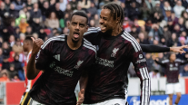 Liverpool aprovechó la expulsiones en Brentford para festejar una remontada