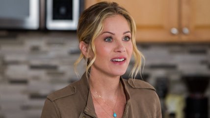 Christina Applegate revela que tuvo un diagnóstico erróneo y que no padece esclerosis múltiple