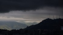 MeteoChile: La condición nubosa que iba a generar mayores precipitaciones se desplazó hacia el sur