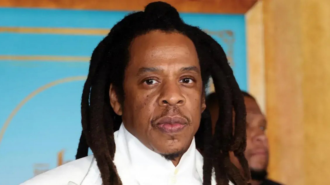 Aseguran que Jay-Z se eligió a sí mismo para el show de medio tiempo del Super Bowl 2027