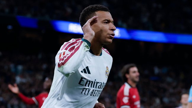 Courtois sobre el Balón de Oro: "Individualmente, nadie ha sido mejor que Mbappé"