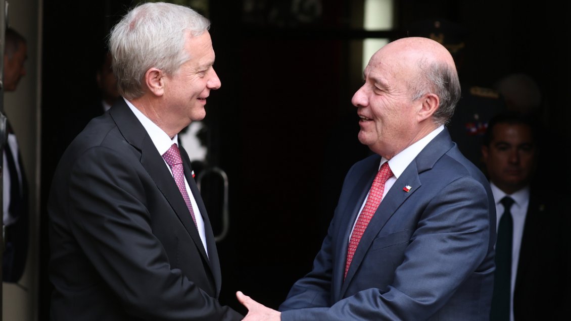 Guzmán y desplome del Fondo E: Es ficticio posicionar que el gobierno defiende a las AFP