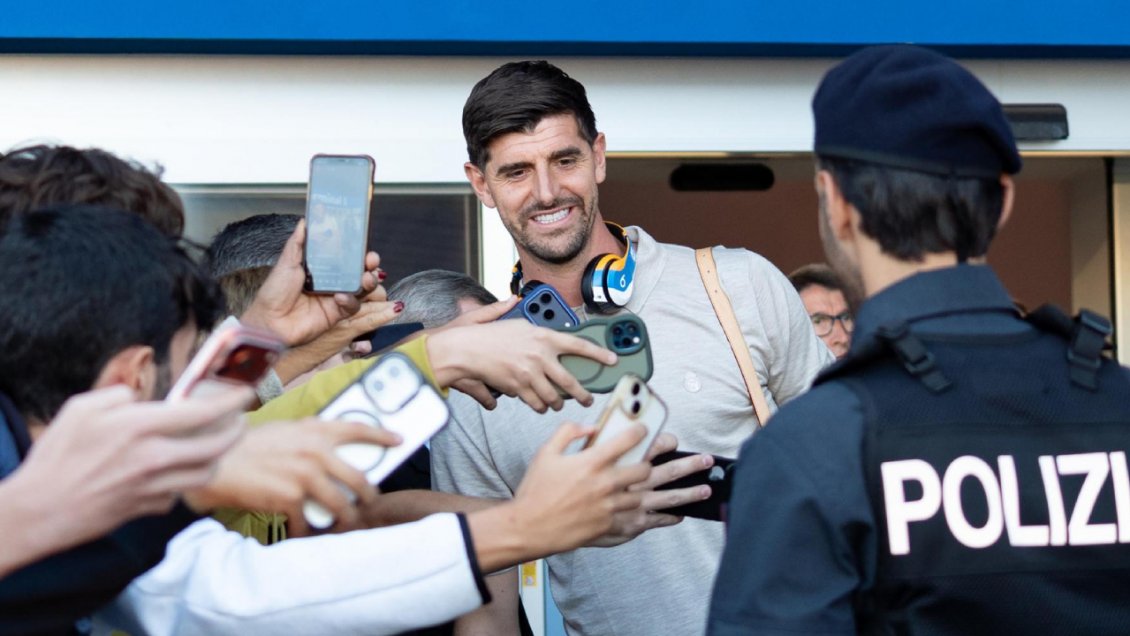 Courtois contó que lo eliminaron del grupo de WhatsApp de la selección de Bélgica