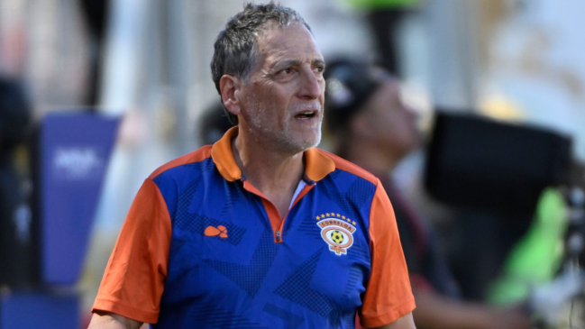 Mario Salas y la visita de Cobreloa a Rangers: "El único objetivo es ganar para pelear el título"