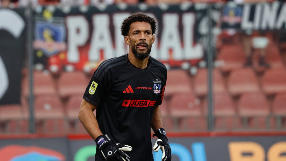 [VIDEO] Vozinha sacó aplausos con otra gran tapada ante Palestino