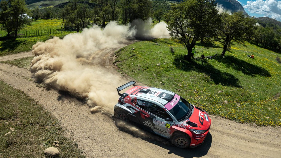 Rally Mobil: Alberto Heller resistió la presión de Jorge Martínez y celebró en Aysén