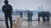 Nuevas protestas en Francia dejaron más de 1.300 detenidos y se convocó a huelga general
