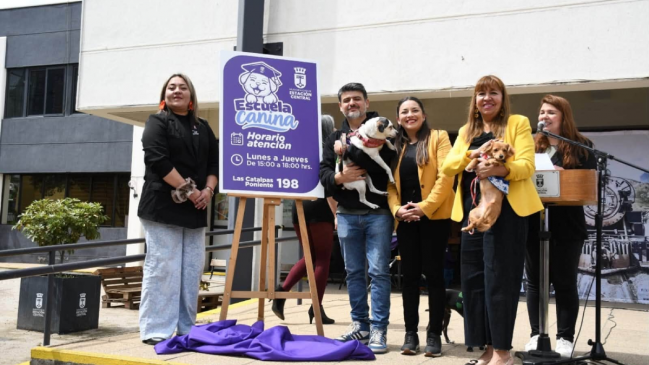 Estación Central inaugura la primera Escuela Canina Municipal de la Región Metropolitana