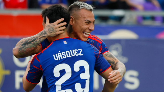 La U goleó a Everton para acortar distancia con el líder y llegar encendida al clásico con la UC