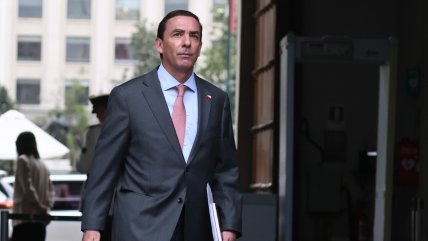 Apuntado por diversos sectores, el cuestionado Rabat llegó a La Moneda