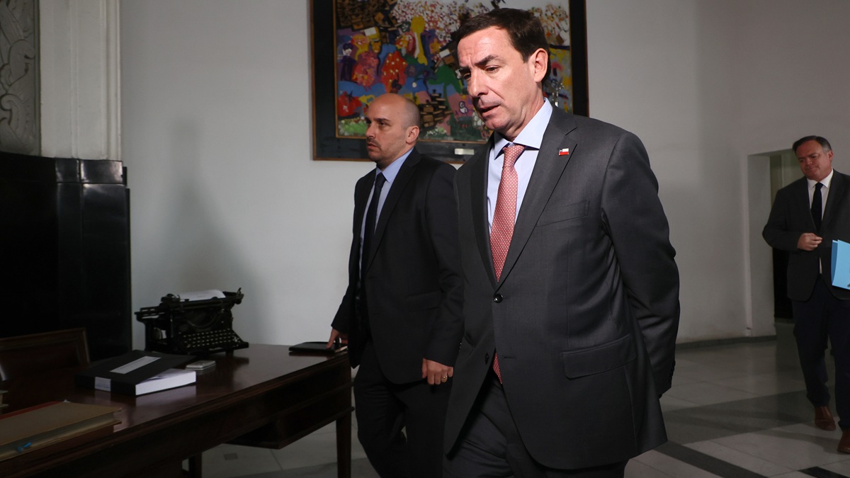 Leiva por rebajas de condenas: "Traición al programa de gobierno de Kast"