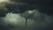 Advierten riesgo de nubes tornádicas para este fin de semana